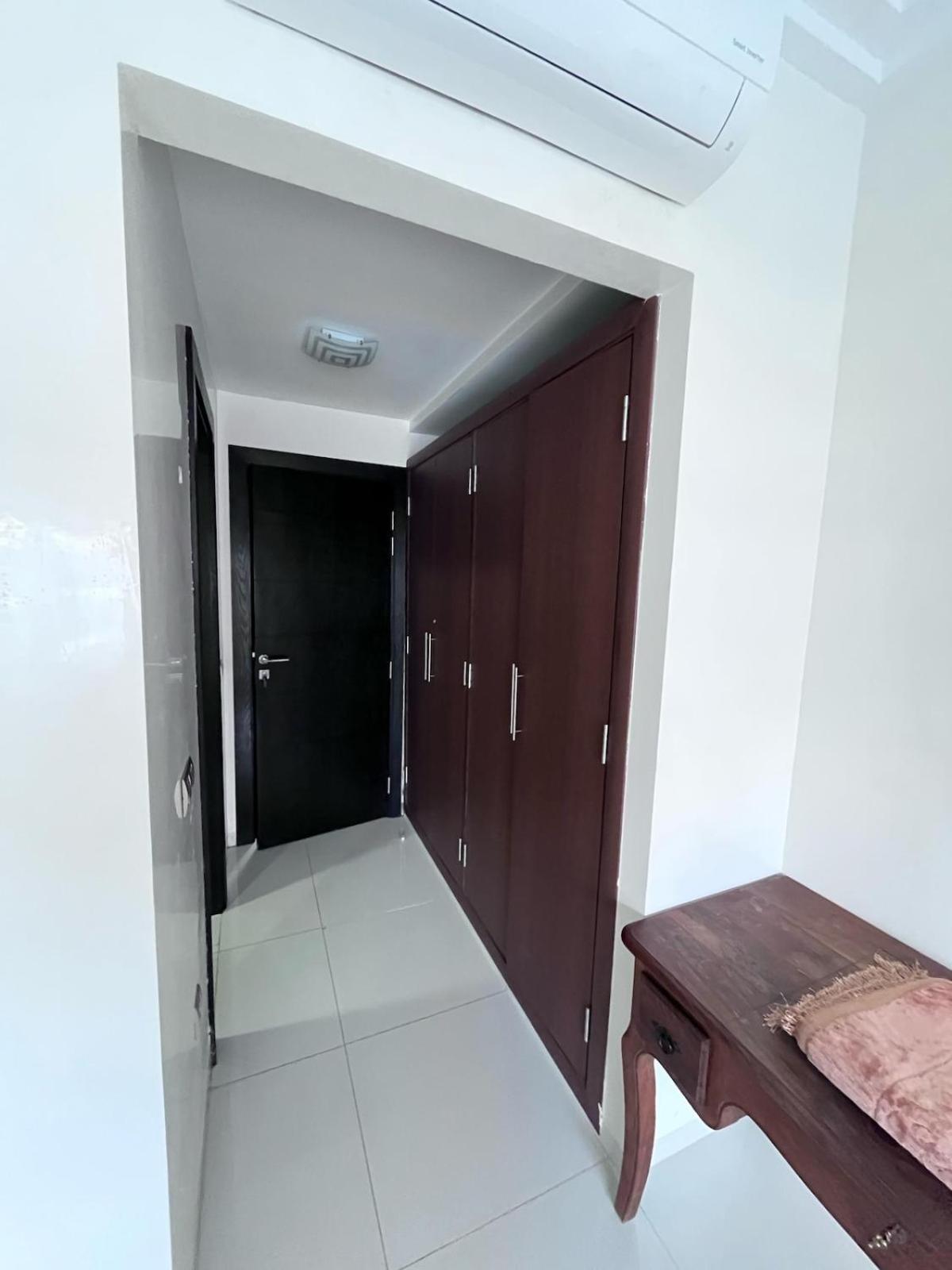 Apartment Sea View With Pool アウリール エクステリア 写真