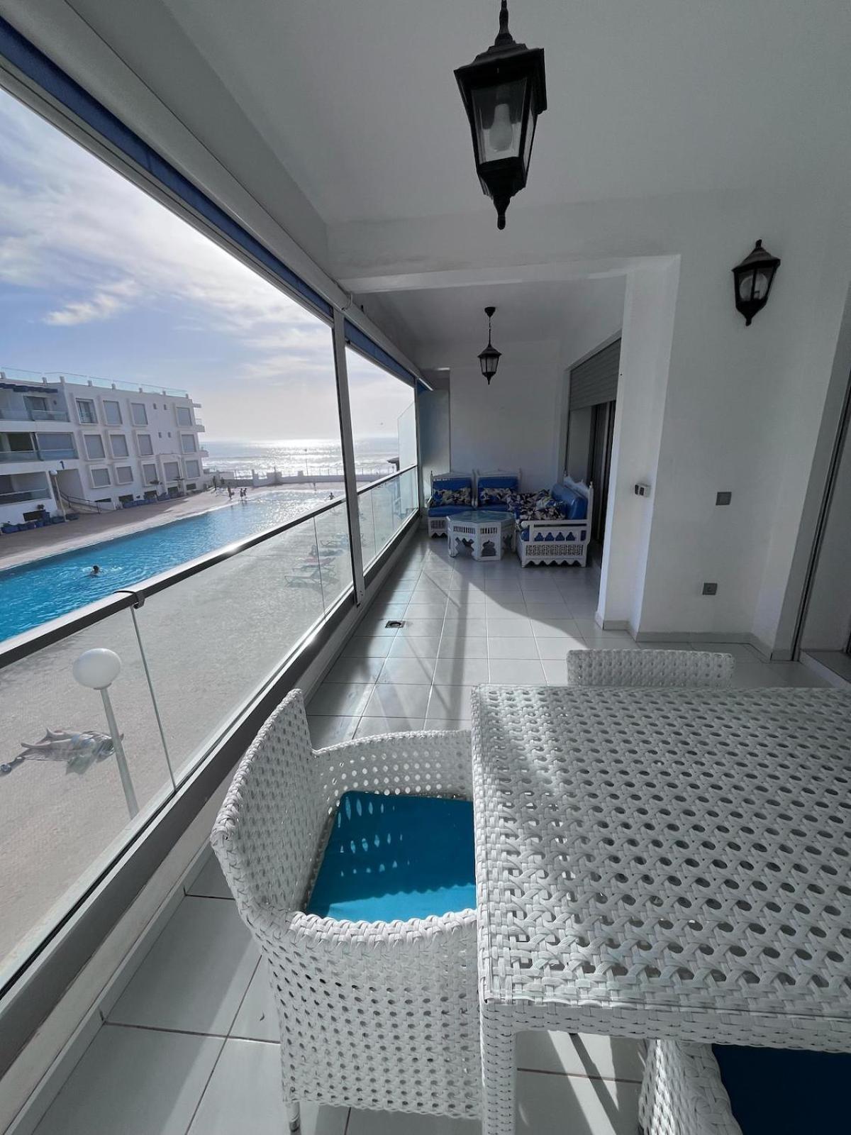 Apartment Sea View With Pool アウリール エクステリア 写真